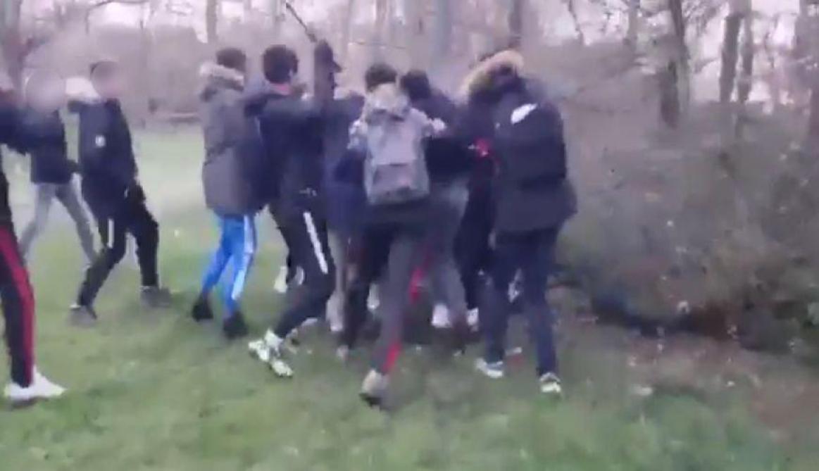 Traumatise Apres Avoir Ete Agresse Lors D Un Happy Slapping Un Collegien De Reims Descolarise Depuis Deux Mois