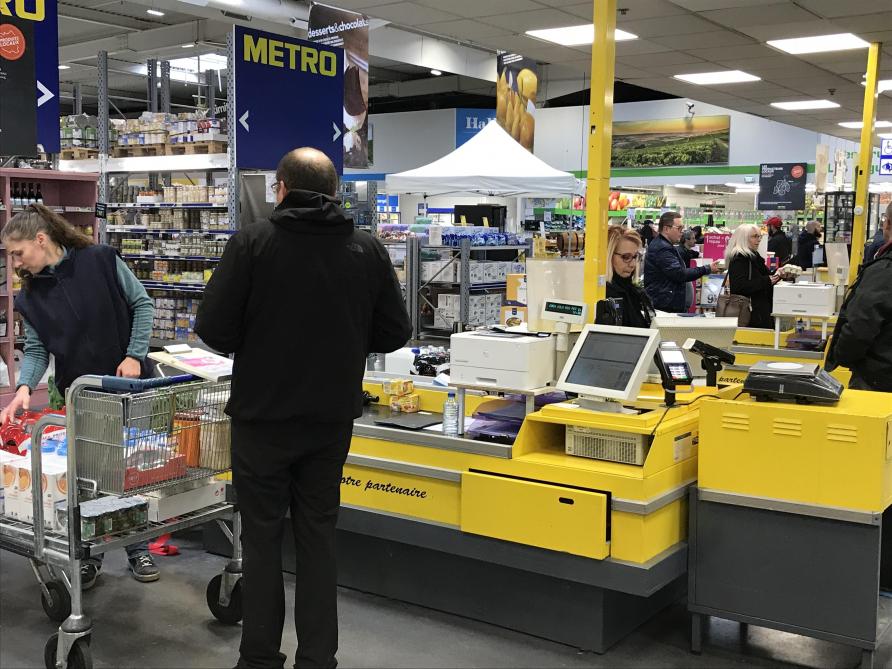 A Reims Le Grossiste Alimentaire Dans L Inquietude