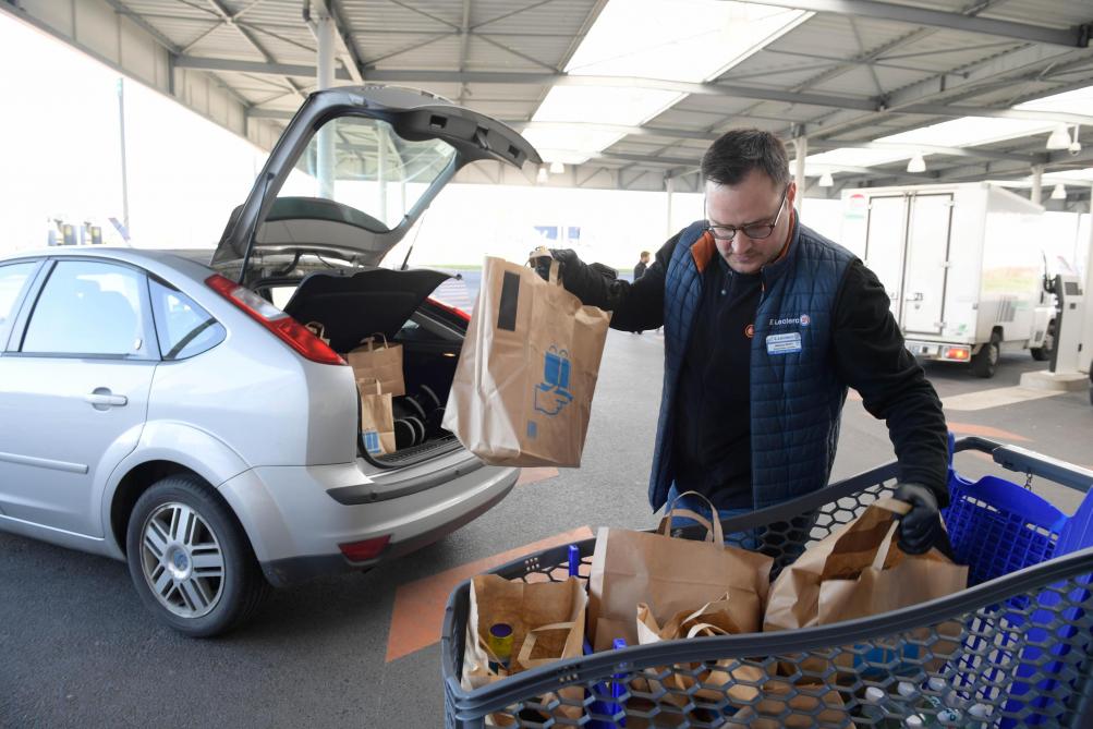 A Reims Les Drives Tournent A Plein Regime