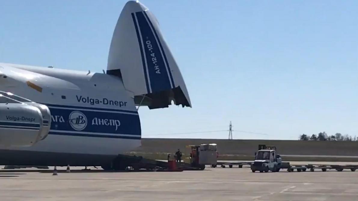 Livraison De Masques A Vatry Pourquoi Un Avion Russe