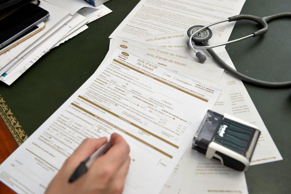 Coronavirus Les Salaries Arretes Pour Garde D Enfants Vont