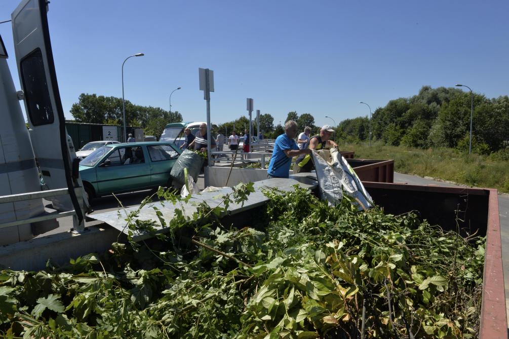 Dechets Verts Les Dechetteries De Soissons Pourraient Rouvrir Sur Rendez Vous