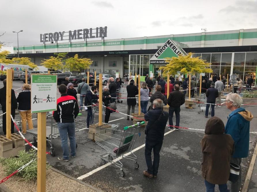 Deconfinement A Reims La Ruee Dans Les Commerces Ce Lundi 11 Mai