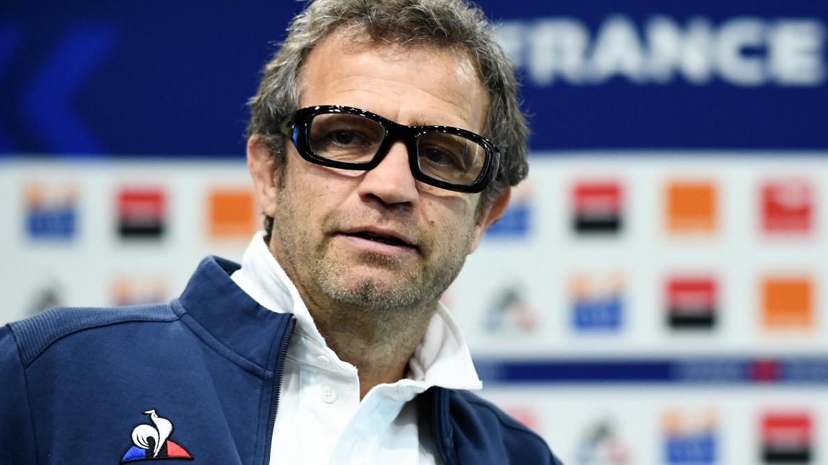 Rugby Xv De France Reduction De Salaire De 10 Chez Certains Membres De L Encadrement