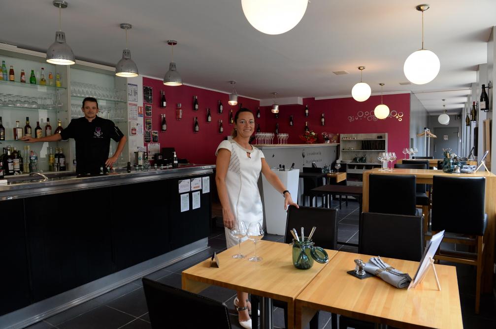 Les 3b S Un Nouveau Bar Restaurant A Trois Facettes A Charleville Mezieres