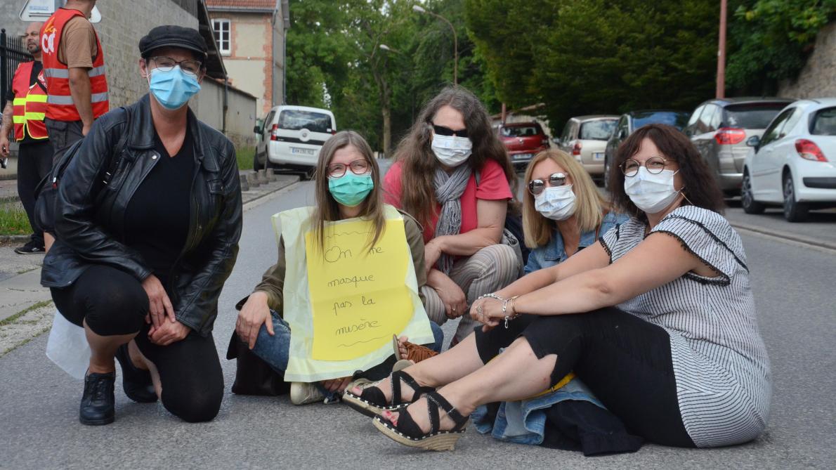 Mobilisation Reussie Pour Les Soignants De Chalons En Champagne