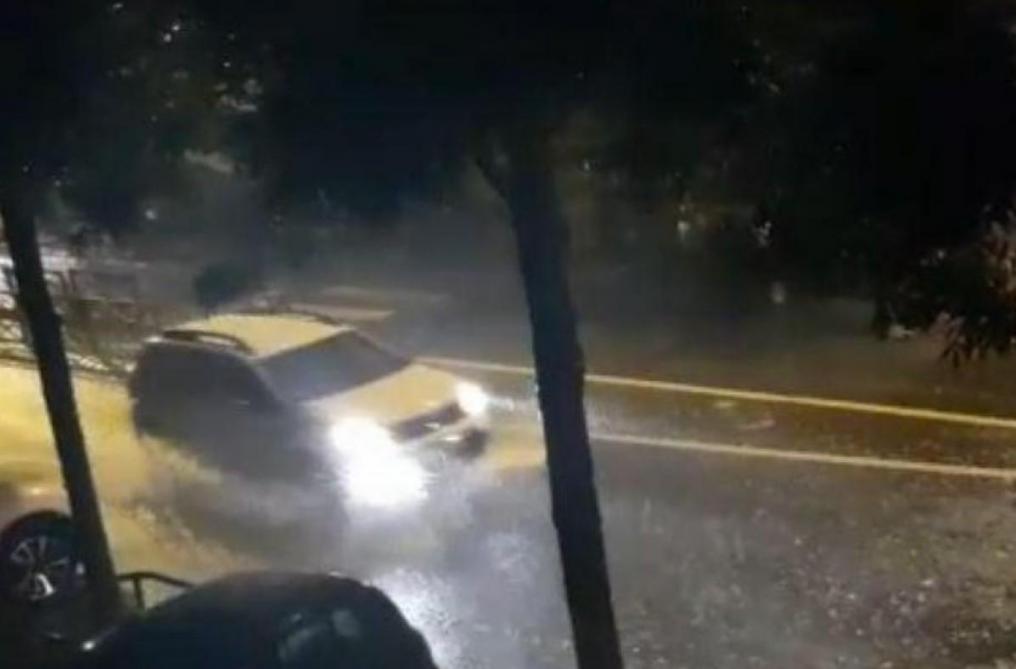 Violents Orages Impressionnantes Inondations A Reims Pas De Degats Dans L Aube