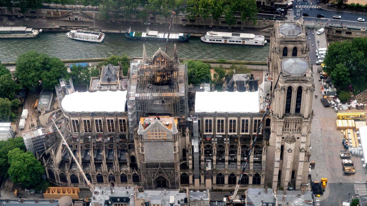 Notre Dame Large Consensus Pour Une Reconstruction De La Fleche A L Identique