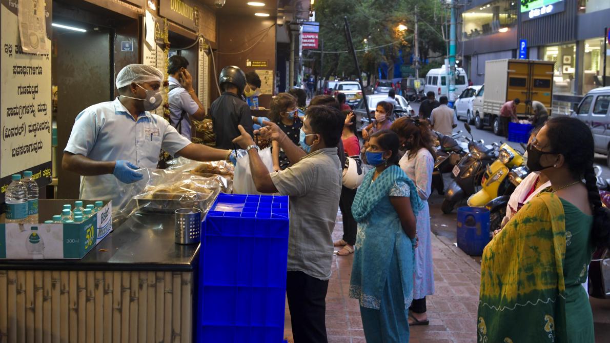 Coronavirus Avalanche De Reconfinements En Inde