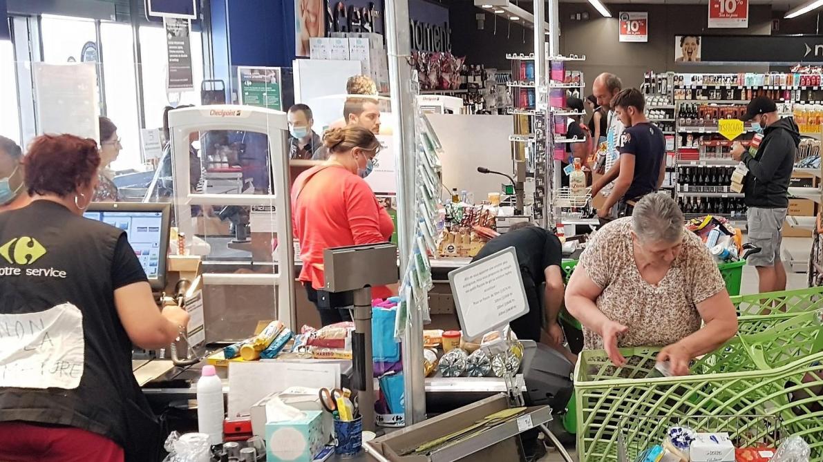 Les Lettres De Licenciement Vont Arriver Pour Les Salaries De Carrefour Contact A Romilly Sur Seine