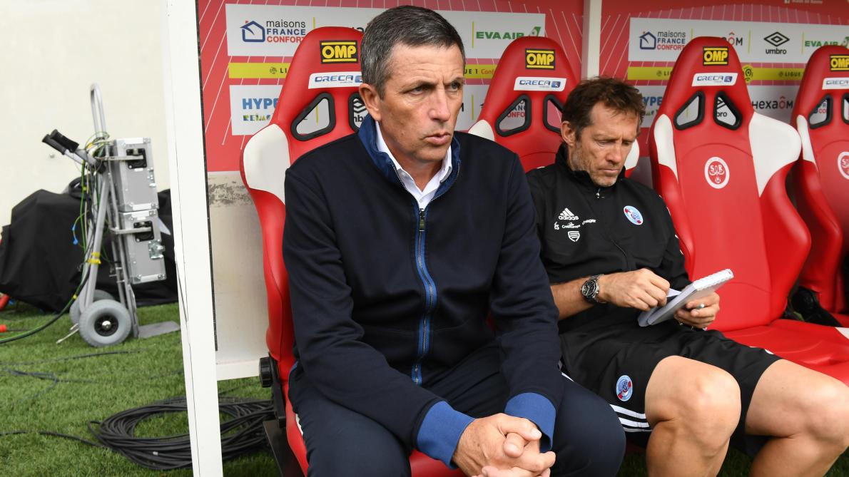 L’entraîneur strasbourgeois Thierry Laurey devra patienter pour retrouver le banc visiteur à Auguste-Delaune
