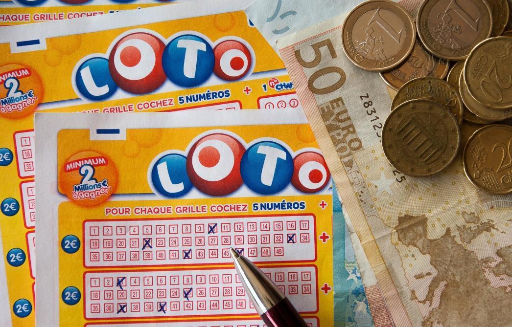 Loto Il Se Trompe Dans Ses Numeros Fetiches Et Gagne 2 Millions D Euros