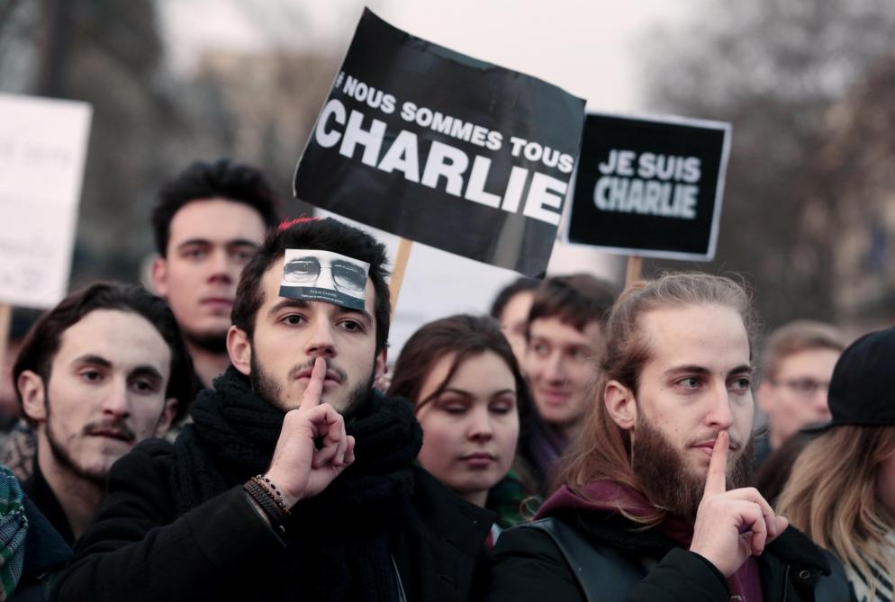Attentat De 2015 Charlie Hebdo Republie Les Caricatures De Mahomet