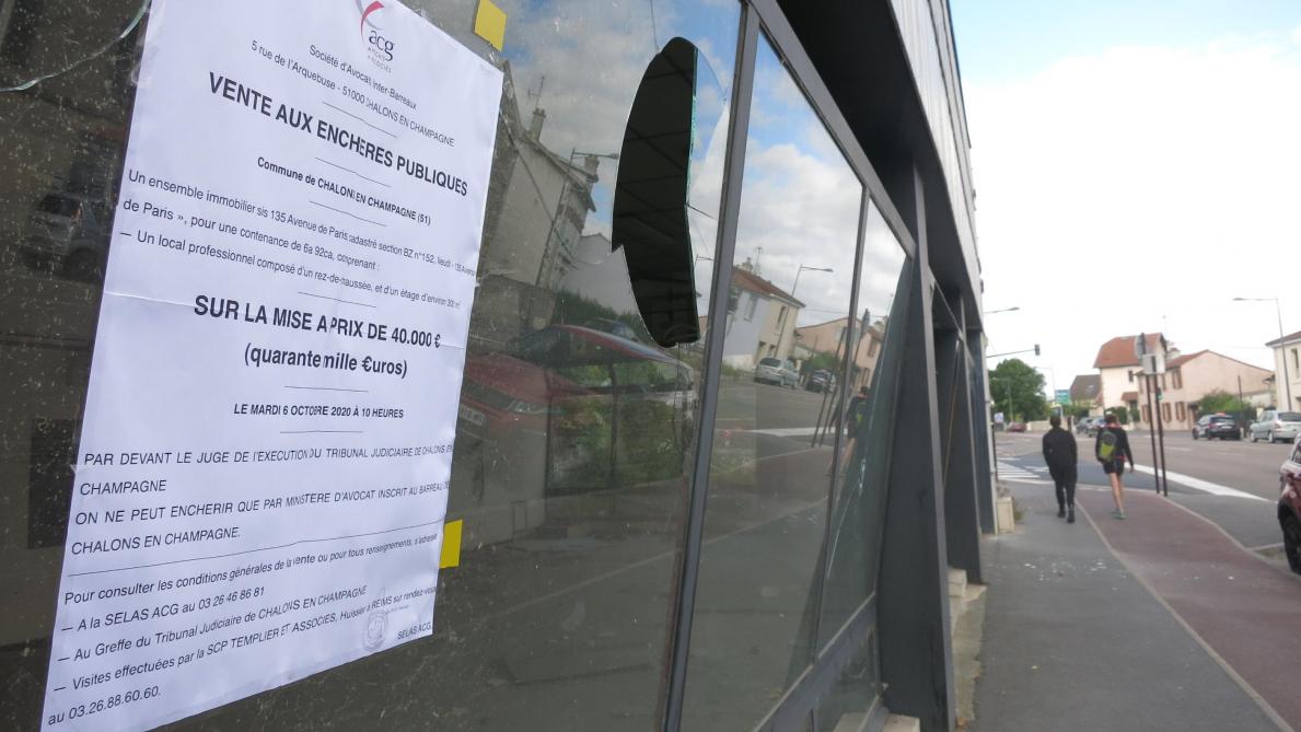 Un Batiment Commercial Vendu Aux Encheres Avenue De Paris A Chalons