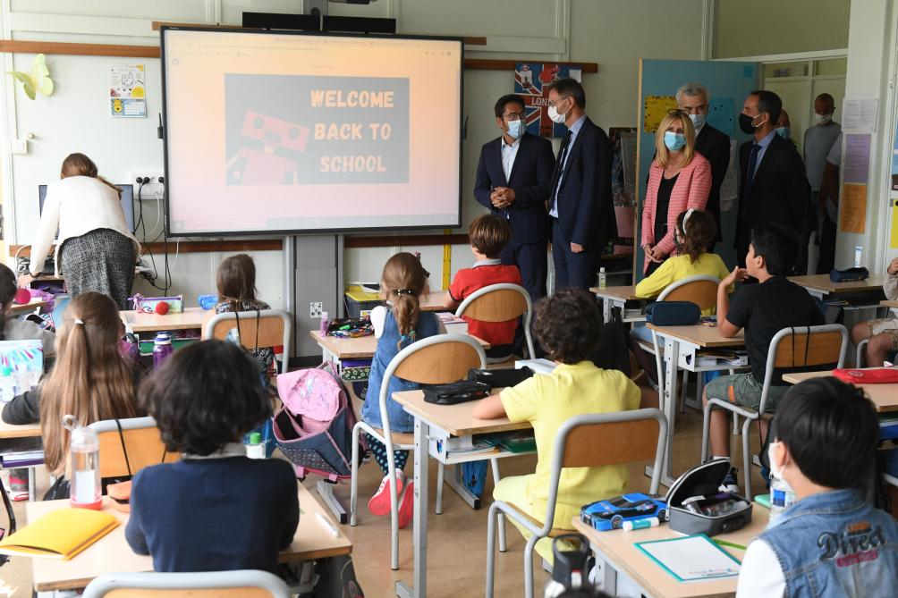 Education 53 Cas De Covid Confirmes Dans L Academie De Reims 111 Dans L Academie D Amiens