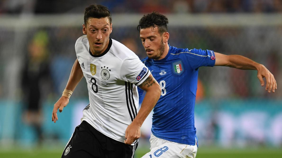Football Le Paris Sg Officialise L Arrivee De L International Italien Alessandro Florenzi