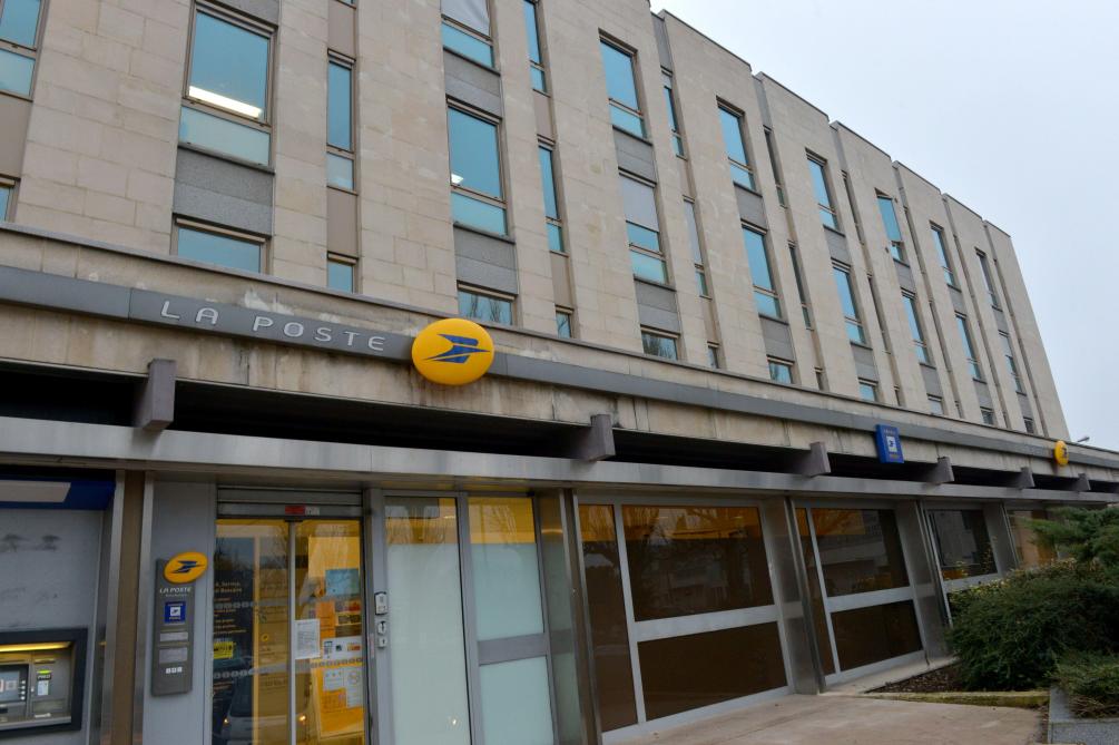 A Reims Plurial Rachete La Poste Du Boulingrin Pour En Faire Une Residence