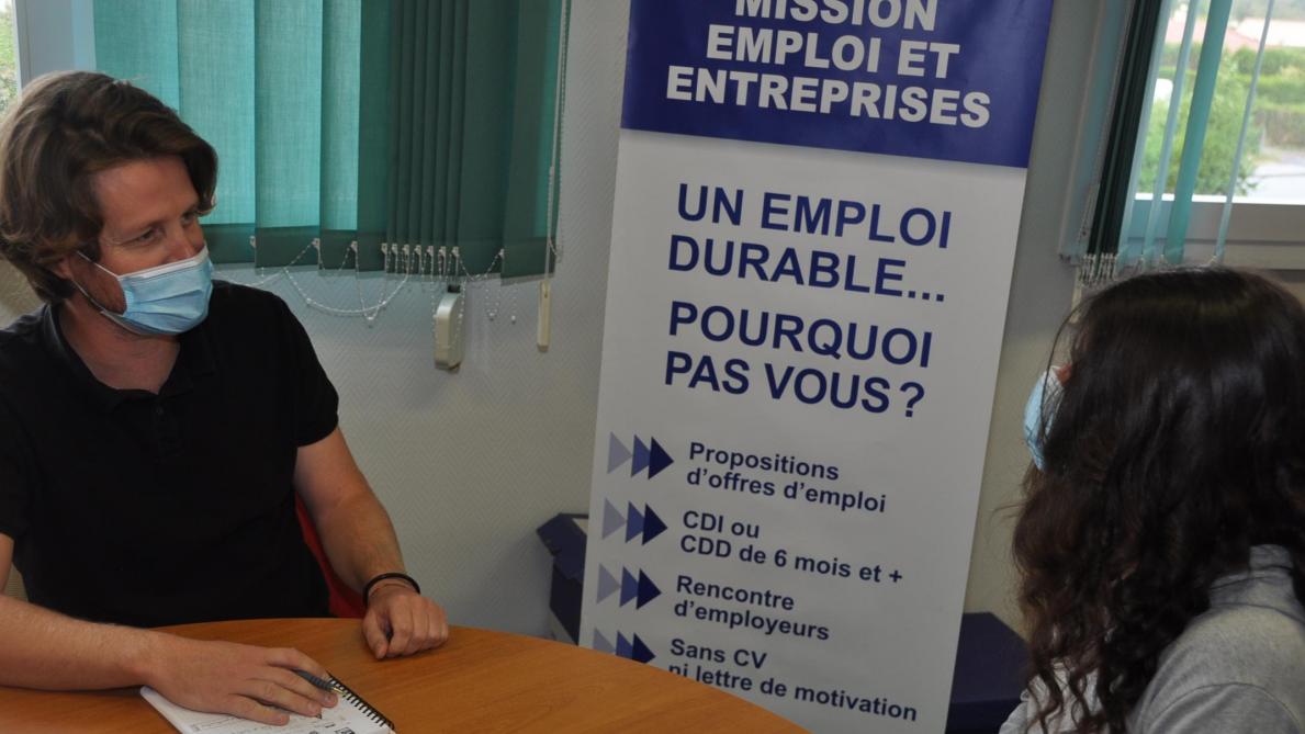 A Laon Une Association Qui Met En Relation Employeurs Et Demandeurs D Emploi