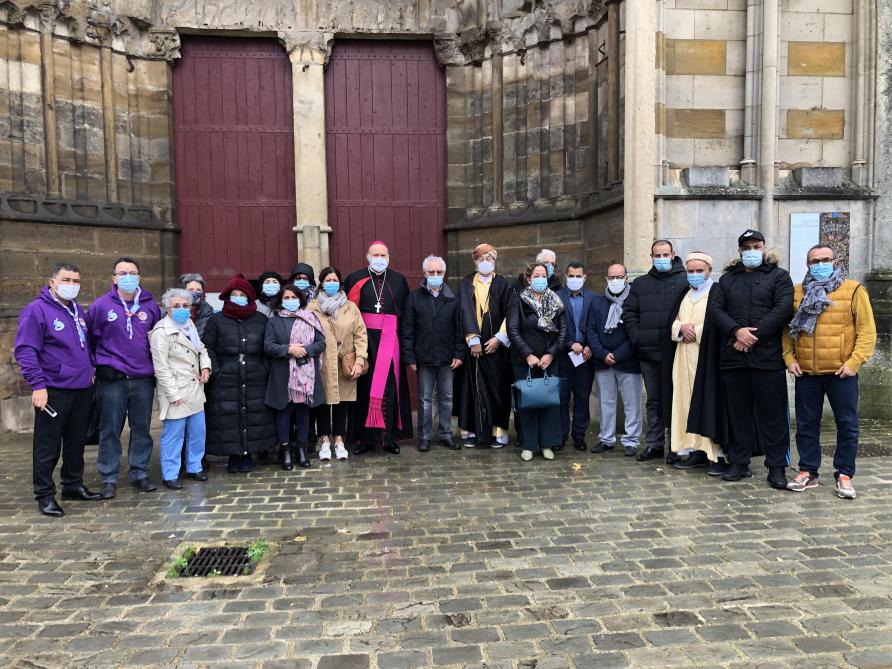 Musulmans Et Chretiens Main Dans La Main A Chalons
