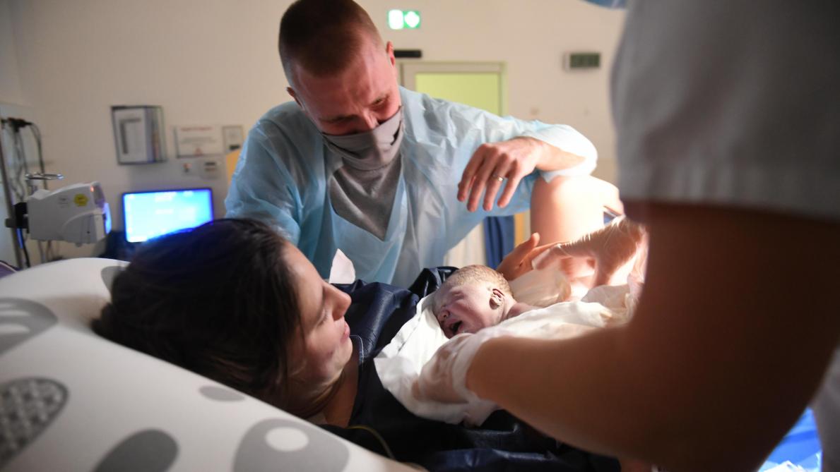 Accoucher En Pleine Epidemie 24 Heures Au Bloc Obstetrical De La Polyclinique Reims Bezannes