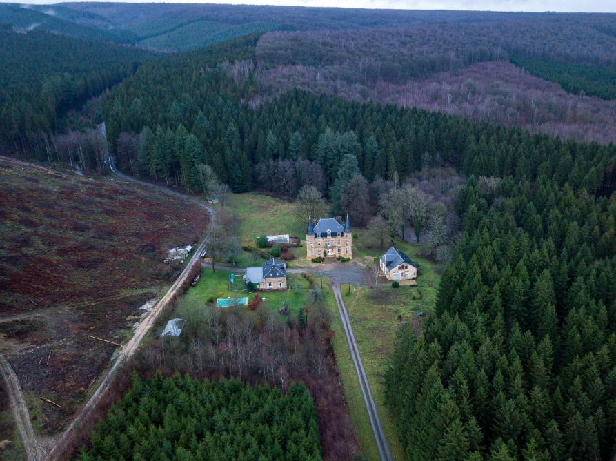 Affaire Mouzin Pres De Deux Hectares Deboises Au Chateau Du Sautou Avant Des Fouilles Qui Vont Debuter Lundi