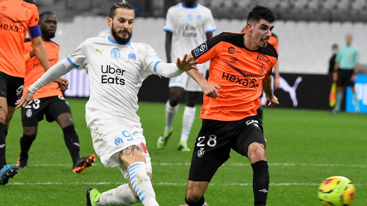 Ballon De Foot Ligue 1 Uber Eats : Ligue 1 Uber Eats 2020 2021 Mycanal - masters age group