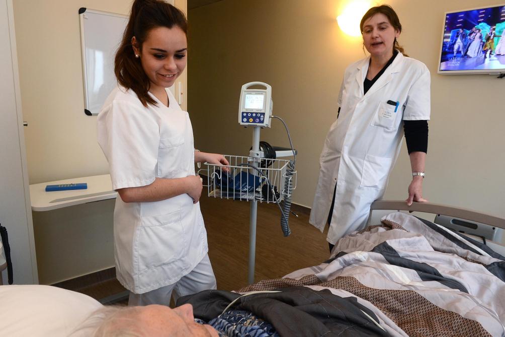 La Formation Pour Devenir Aide Soignant Fait Le Plein à Épernay