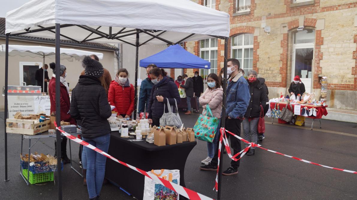 La Marche Du Terroir Et De L Artisanat Se Tient A Ecury Sur Coole