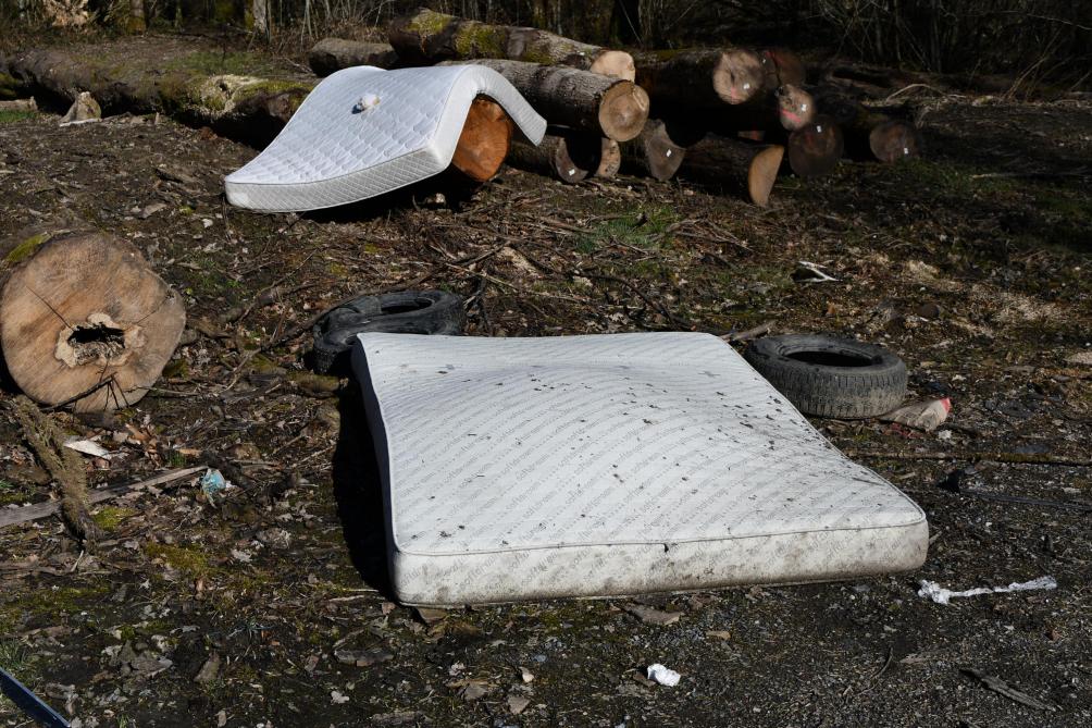 La Capelle. Encore des dépôts sauvages