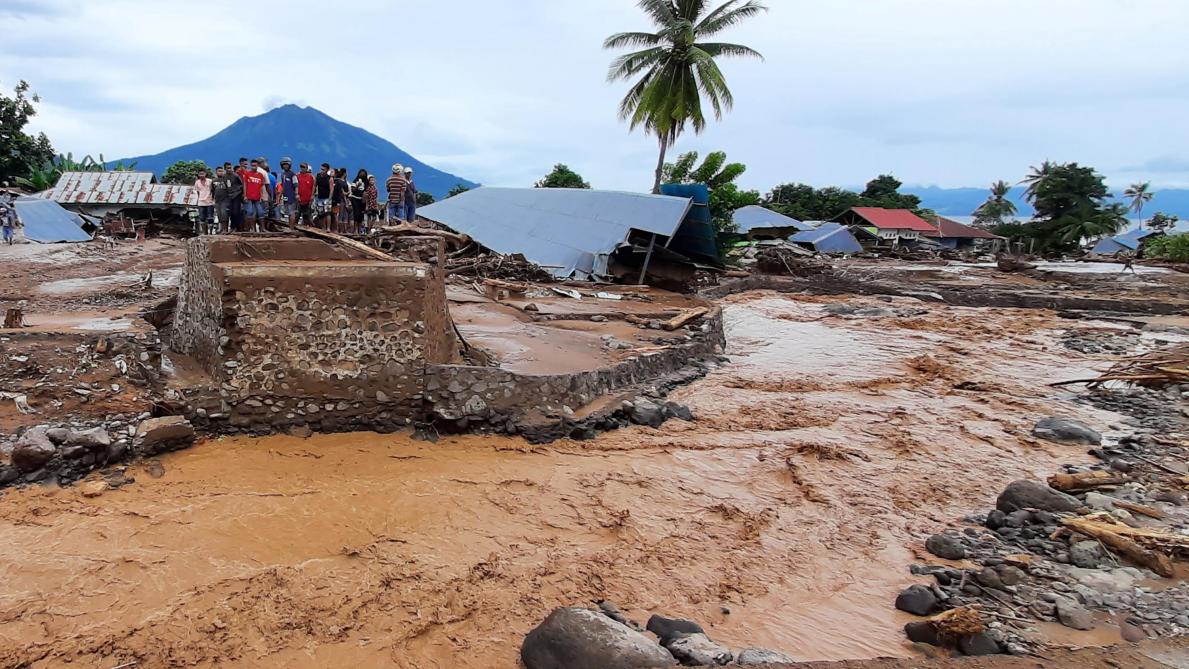 Inondations en Indonésie et au Timor oriental : plus de 150 morts