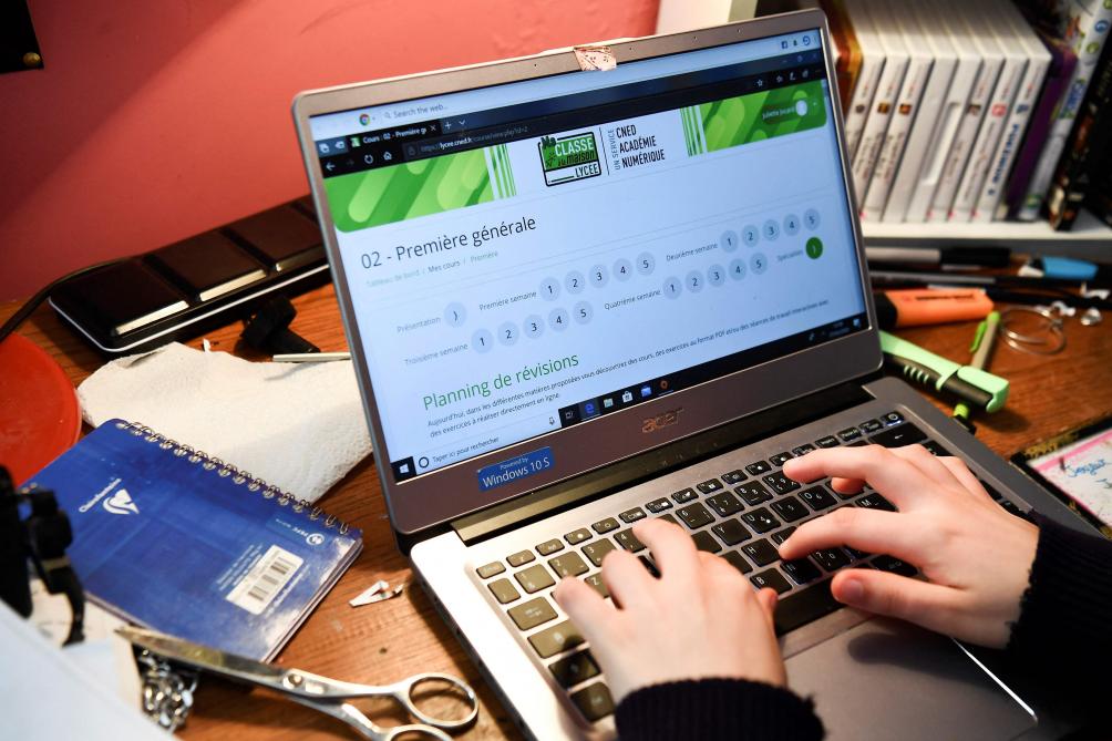 École à la maison: enquête ouverte après les attaques ...