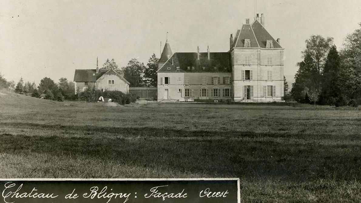 Archives Departementales De L Aube Au Chateau De Bligny Le Vignoble Modele Du Baron De Cachard