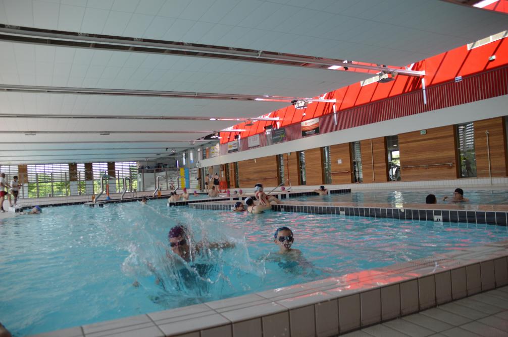 Photos Et Video Les Nageurs Attendaient Avec Impatience La Reouverture De La Piscine De Sedan Photos Et Video Les Nageurs Attendaient Avec Impatience La Reouverture De La Piscine De Sedan