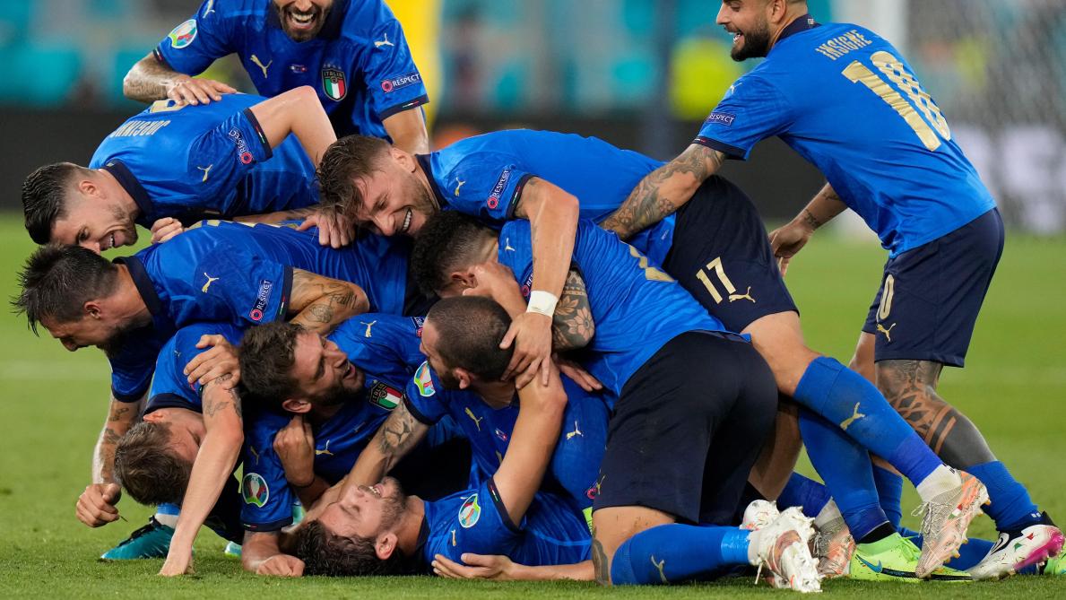 Euro 2020 L Italie File En Huitiemes En Asphyxiant La Suisse