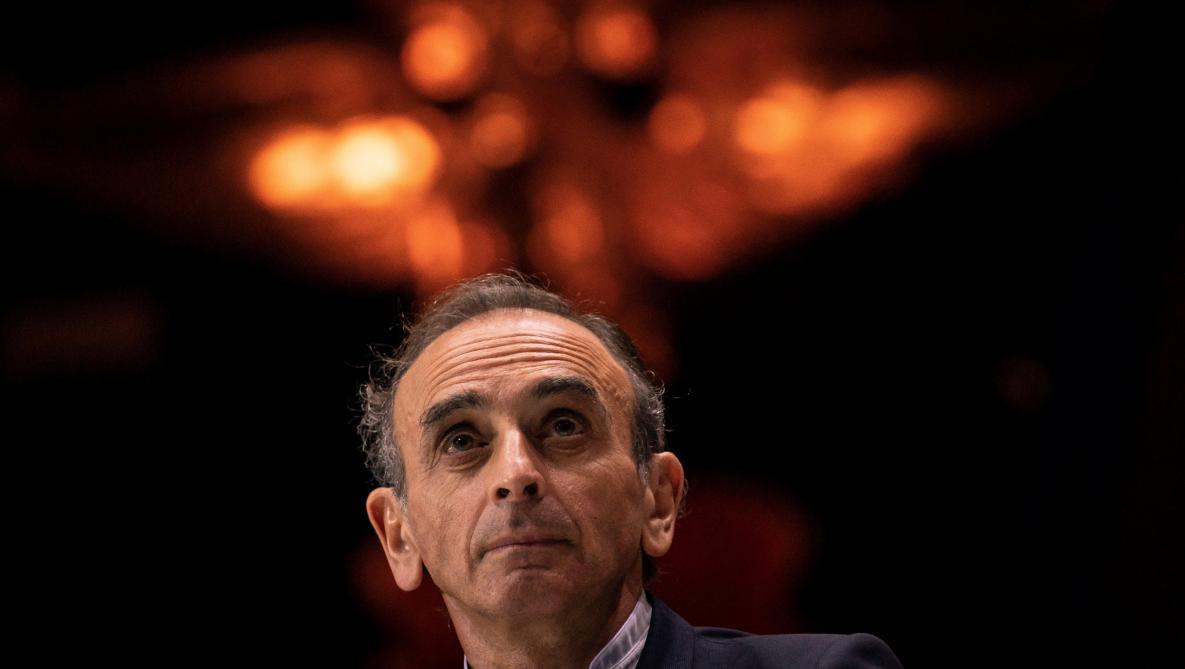 Éric Zemmour 2021 - Video Eric Zemmour Denonce La Propagande Anti Colonialiste Phenomenale En France Valeurs Actuelles _ 04 août 2021 à 12:54:21.