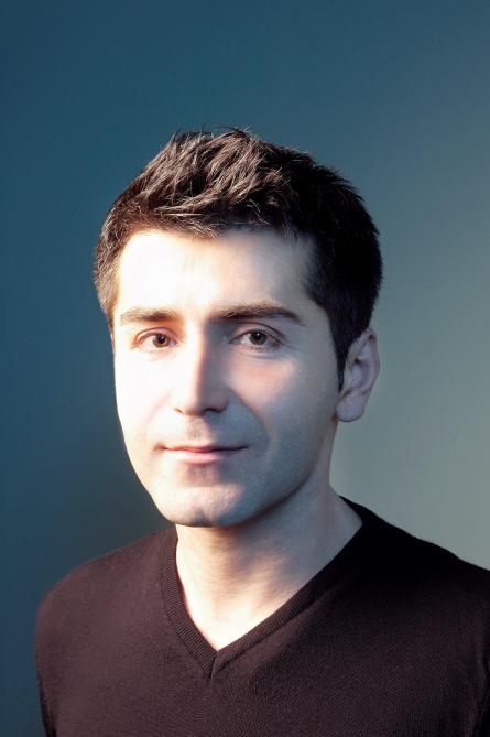 Installe En Champagne Le Realisateur Pierre Pinaud Sort Une Comedie Fleurie Avec Catherine Frot