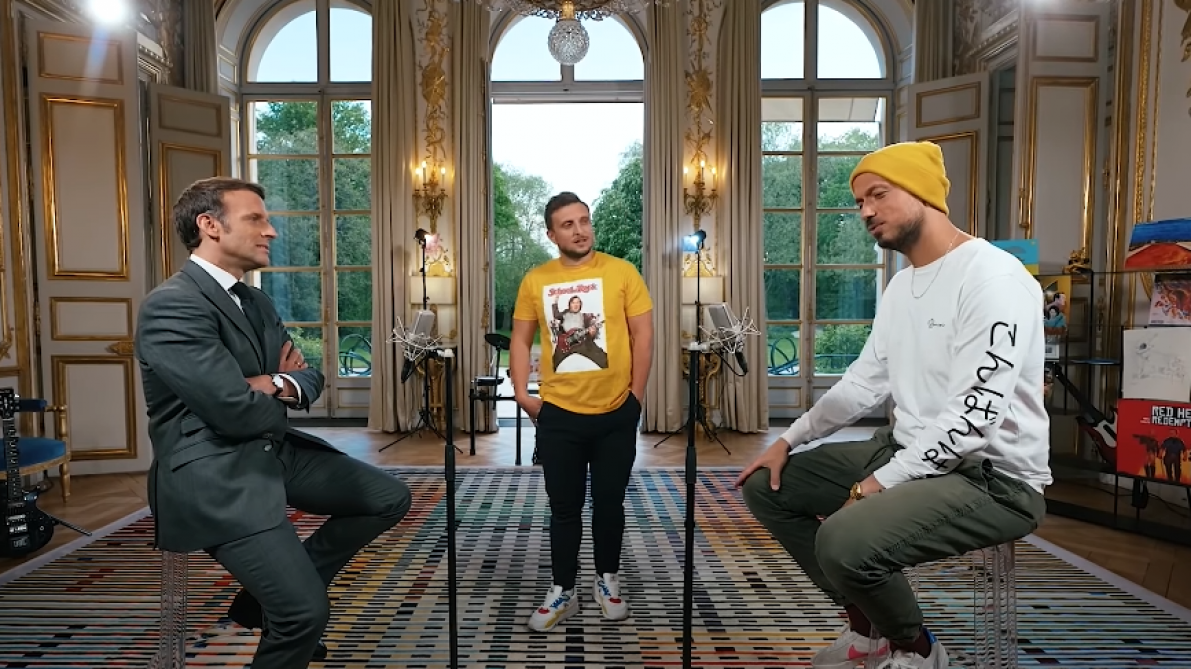Defile Du 14 Juillet Les Youtubeurs Mcfly Et Carlito Seront Dans Un Avion De La Patrouille
