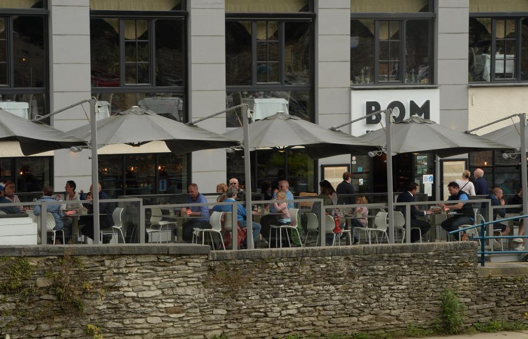 Certains Francais Preferent Aller Au Restaurant En Belgique Pour Echapper Au Pass