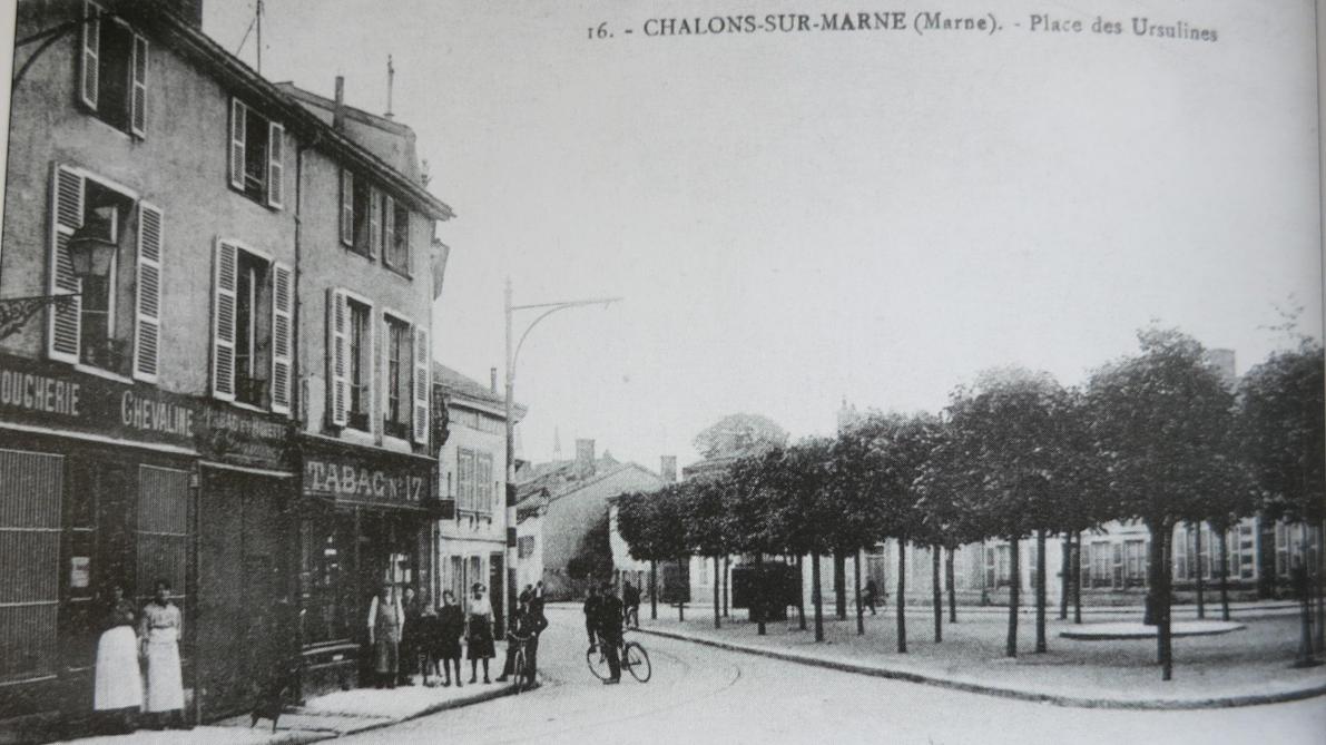 Place Des Ursulines Chalons En Champagne Notre série hier et aujourd'hui. La place des Ursulines à Châlons-en- Champagne