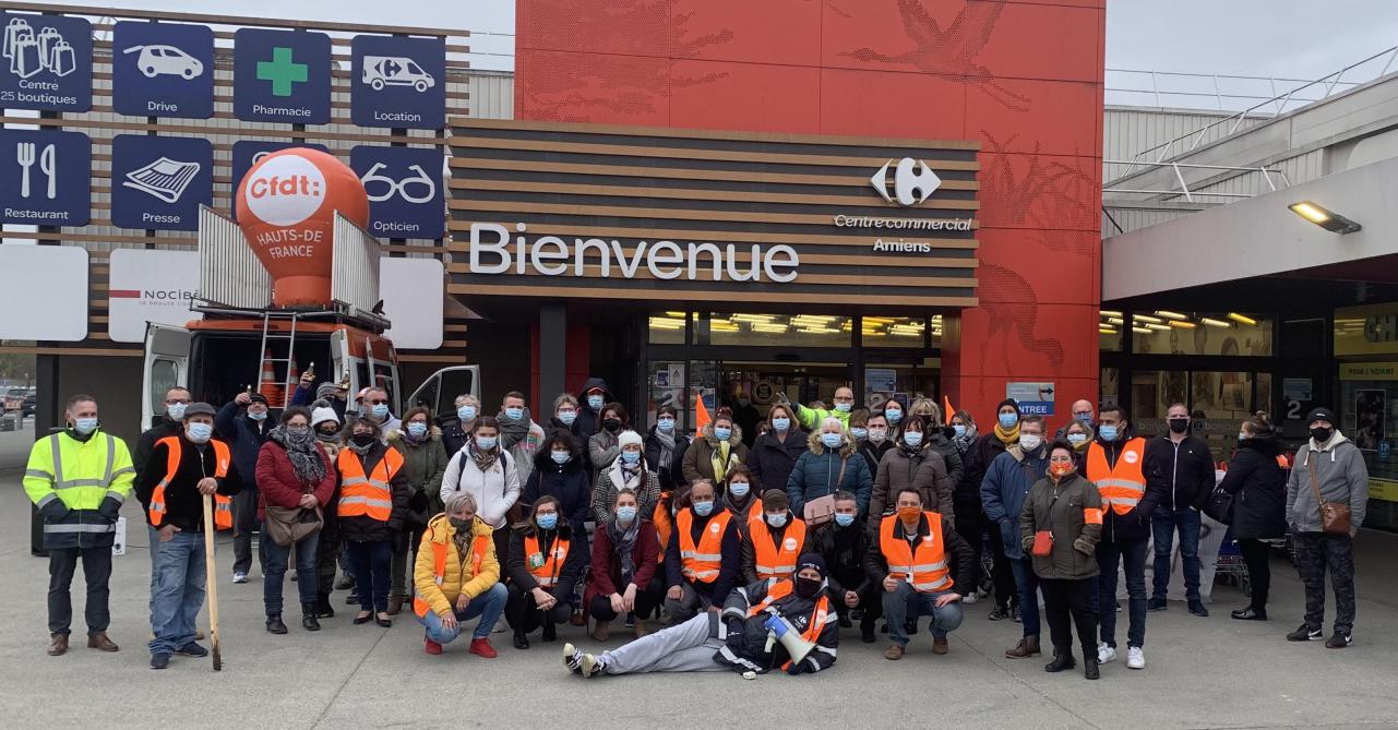 Picardie Changement De Statut A L Hypermarche Carrefour D Amiens Les Salaries Inquiets