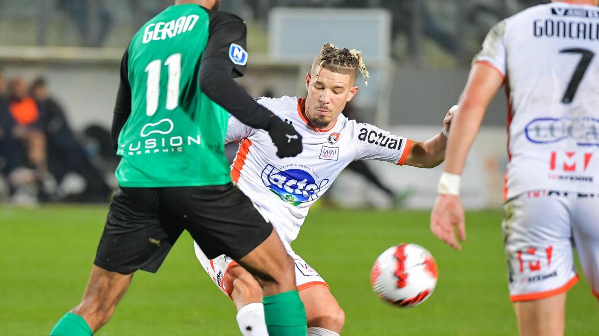 Football National Fin De Serie Pour Sedan Puni Par Son Ex