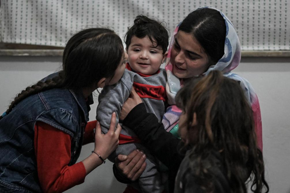Disparu Dans Le Chaos De L Aeroport De Kaboul Un Bebe Afghan Retrouve Sa Famille Apres Cinq Mois De Separation