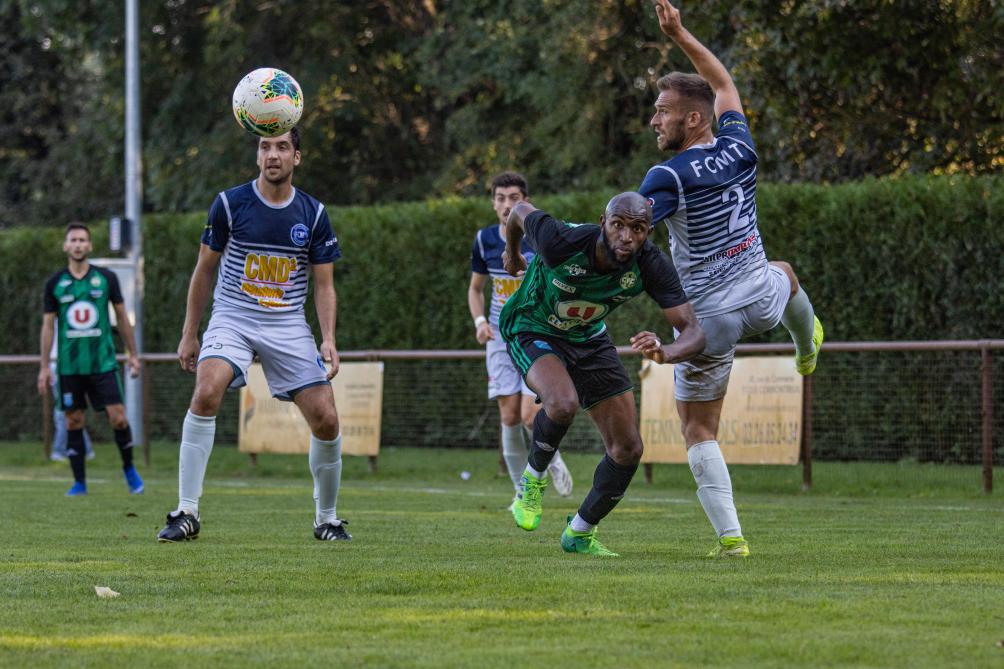 Football Régional 1 Grand Est. Cormontreuil à contrecourant contre SaintMéziéry Football Régional 1 Grand Est. Cormontreuil à contrecourant contre SaintMéziéry