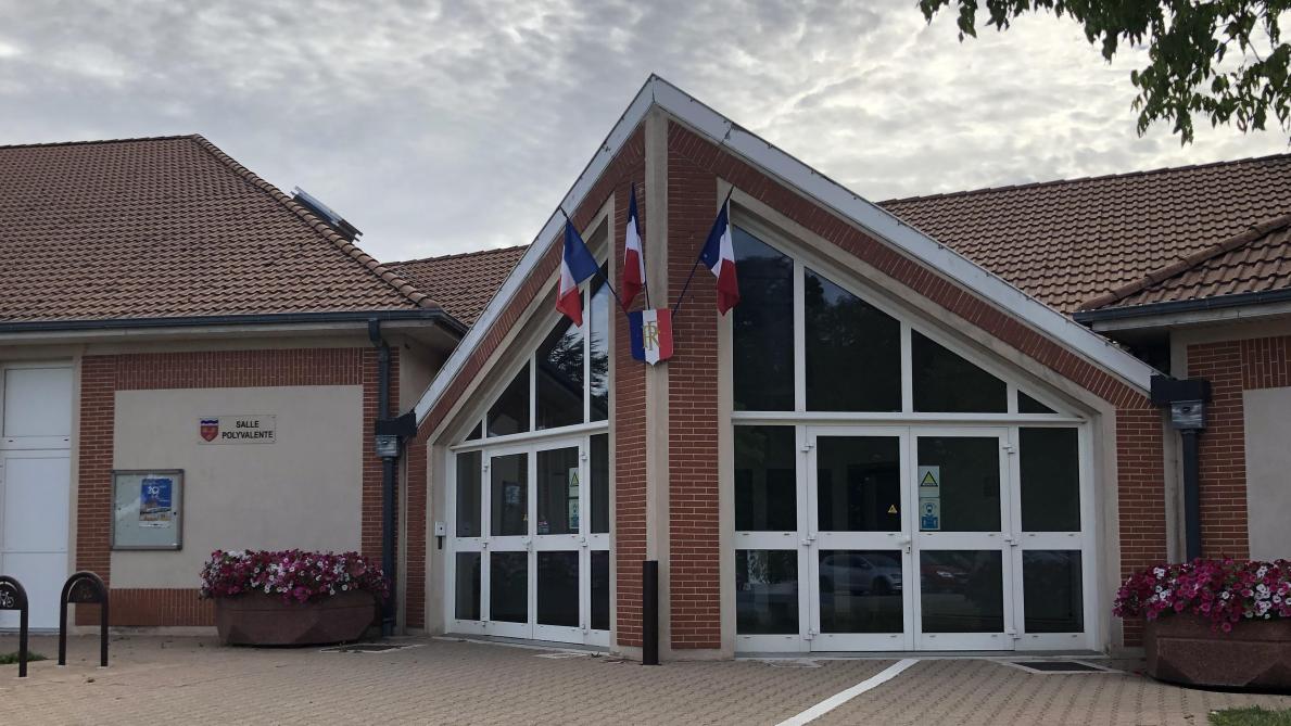 Salle Des Fetes Saint Julien Les Villas Saint-Julien-les-Villas: Les tarifs de location des salles communales  s'envolent