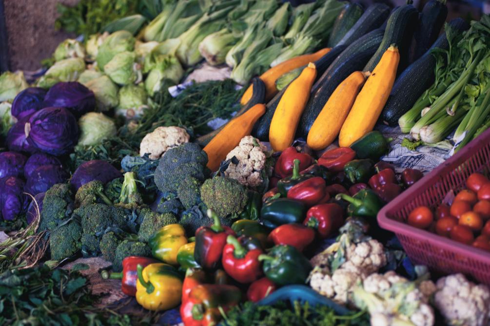 Nouvelle flambée des prix des fruits et légumes entre 2022 et 2023, selon  Familles Rurales