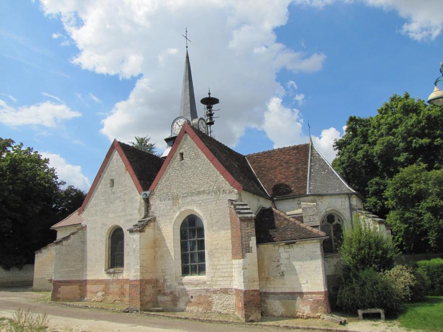 L’église Saint-Jacques-le-Majeur souffre de profonds désordres structurels qui menacent sa stabilité.
