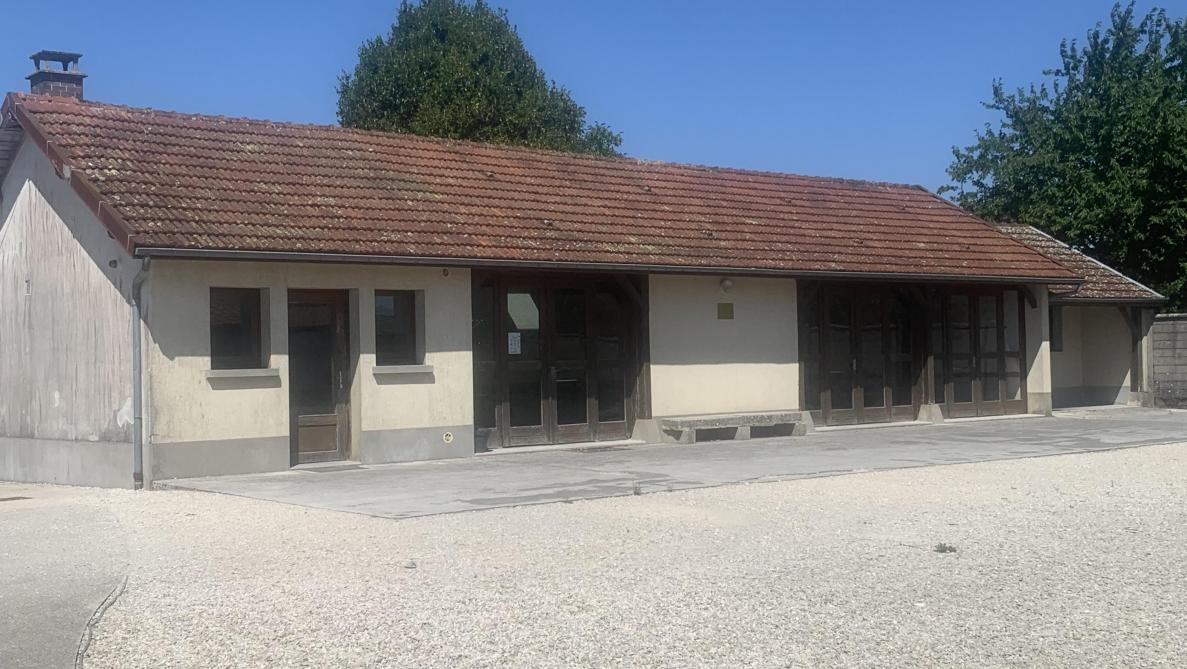 Salle Des Fetes Saint Julien Les Villas Mathaux et Maizières-les-Brienne : la rénovation de salles des fêtes à  l'épreuve des budgets