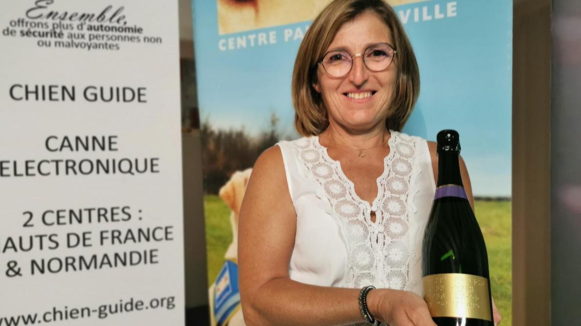 L’exploitation Yann Henry et l’une des rares de France à réaliser des contre-étiquettes en braille, à la demande, sur ses bouteilles.