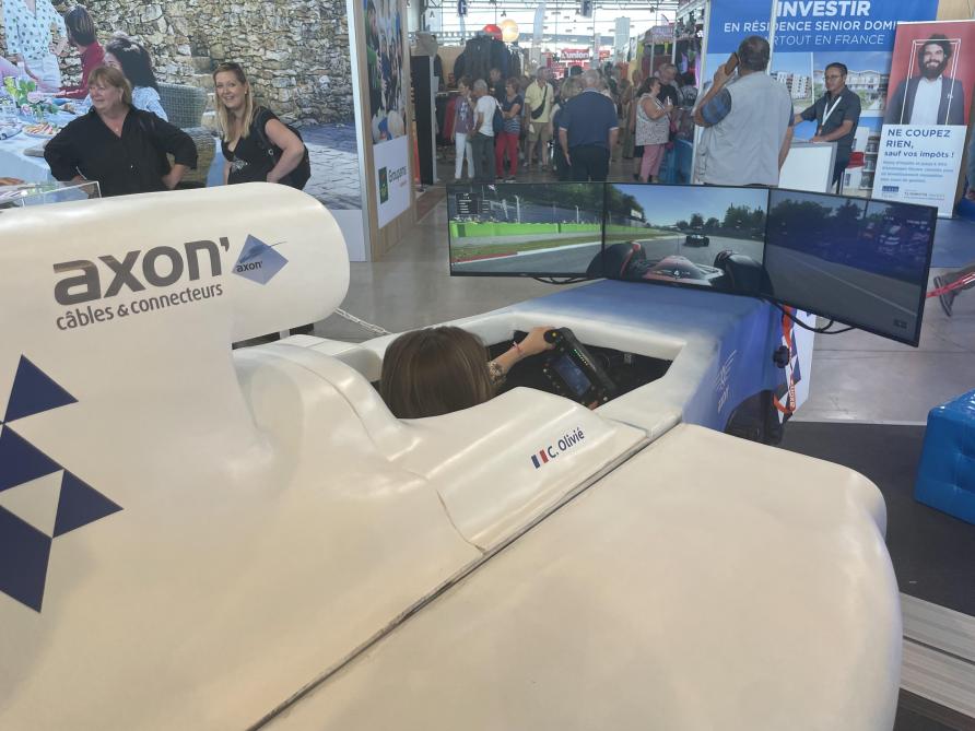 J'ai testé pour vous: faire une course de Formule 1 sur un simulateur à la Foire de Châlons - L'Union 5 S’installer dans la monoplace fait partie de l’exercice. Immersion garantie.