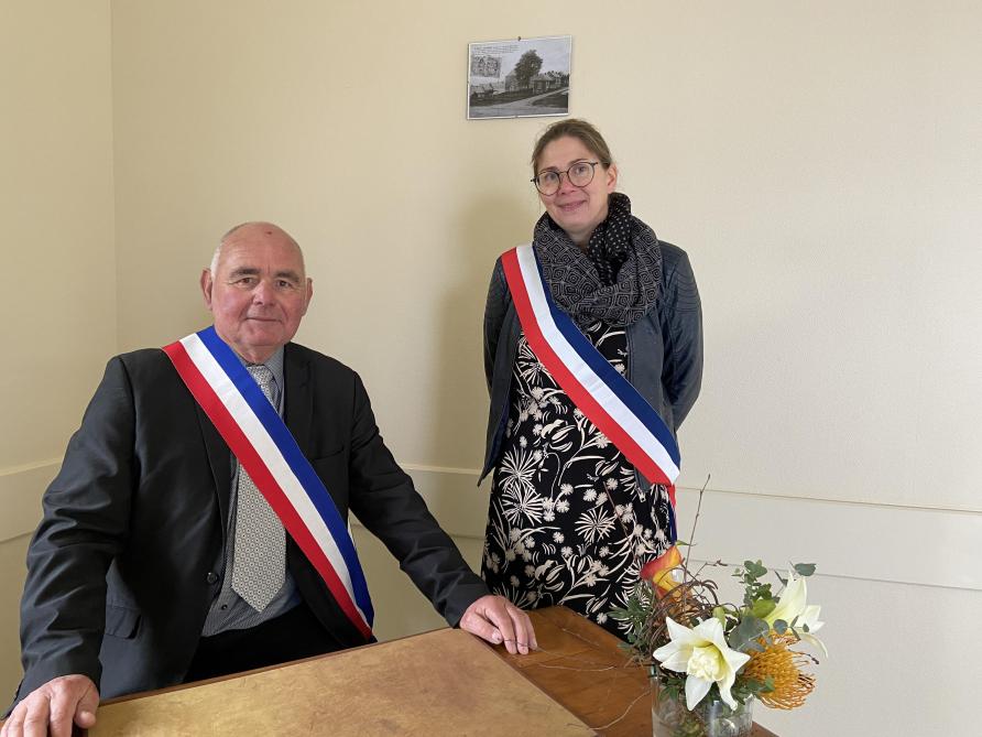 Bernard Gosset et Anne Tabary, maire et deuxième adjointe de Fligny.